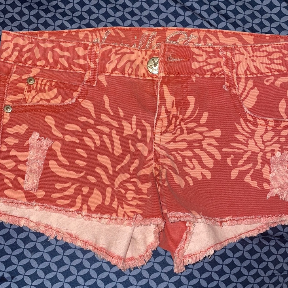 printed denim shorts